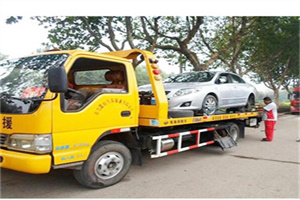 和硕附近24小时汽车拖车服务热线