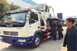 和硕汽车道路救援拖车价格